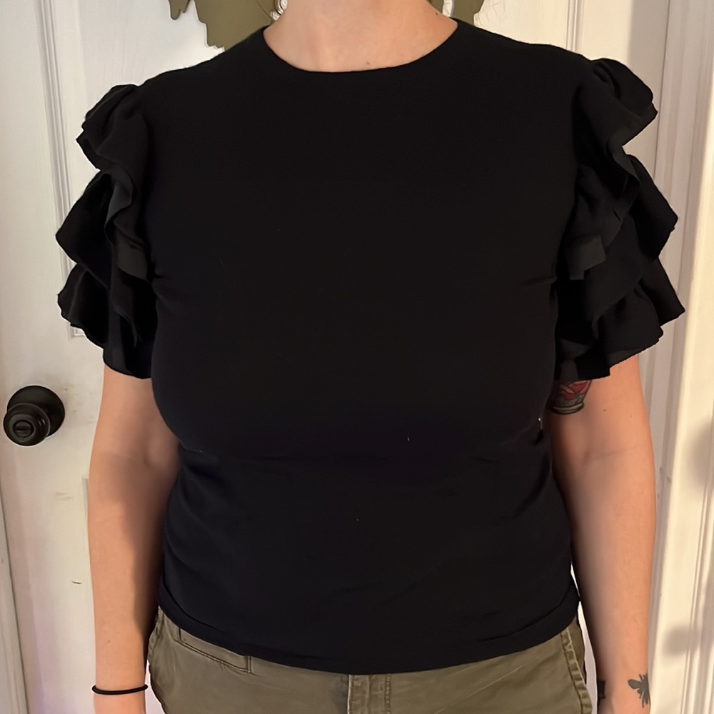 Saks Fifth Avenue Black cashmere silk ruffle top M